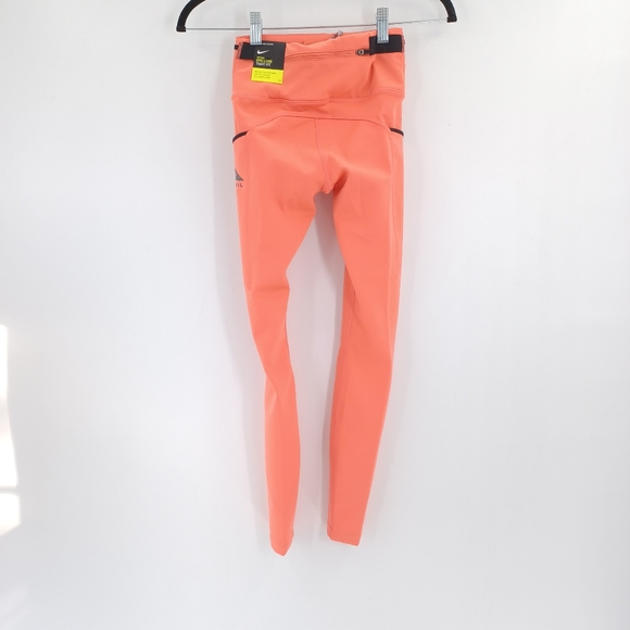 Nike Epic Luxe Trail Running Leggings - Picture 9 of 10